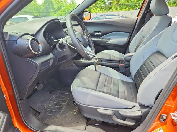 2023 NISSAN KICKS