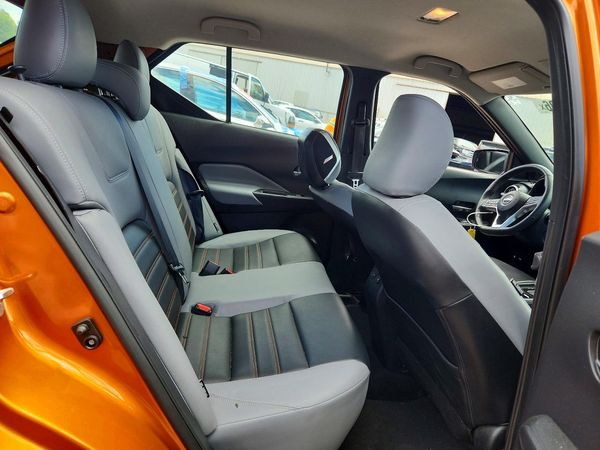 2023 NISSAN KICKS