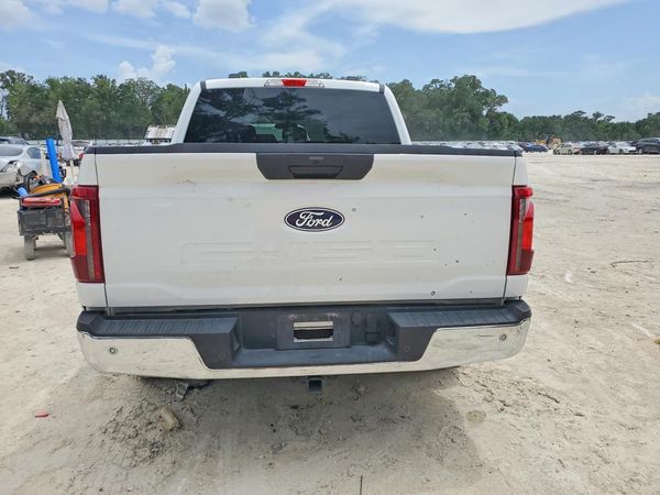 2025 FORD F150 XLT