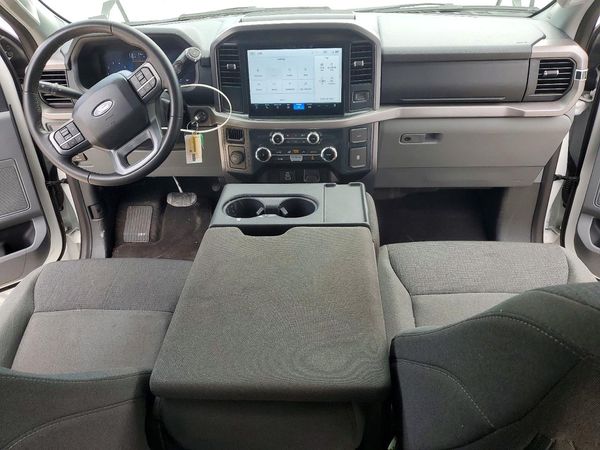 2025 FORD F150 XLT