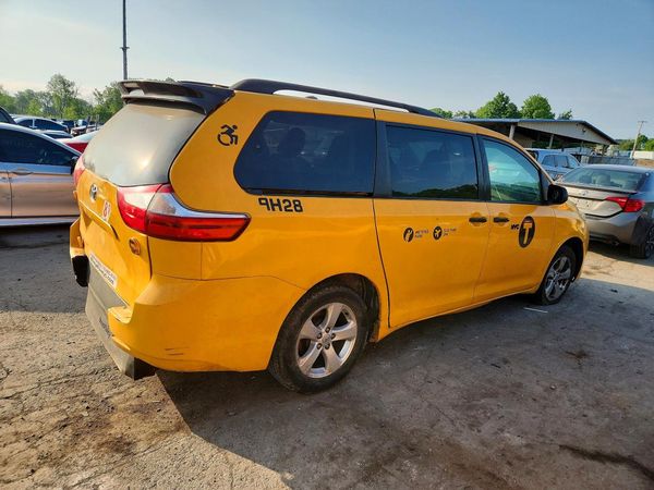 2017 TOYOTA SIENNA LE Mobility/LE — PSRA
