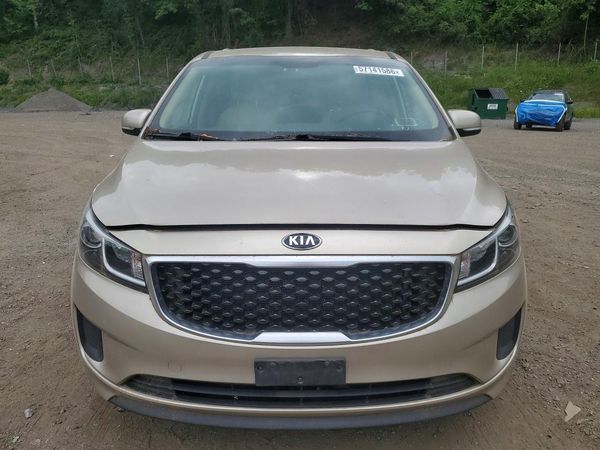 2016 KIA SEDONA