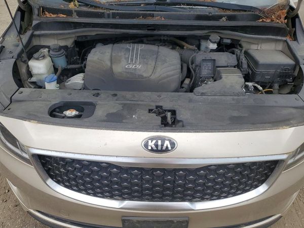 2016 KIA SEDONA