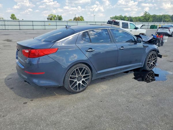 2015 KIA OPTIMA GL - Middle-low