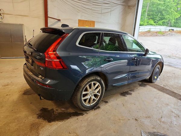 2019 VOLVO XC60 Momentum — PSRA