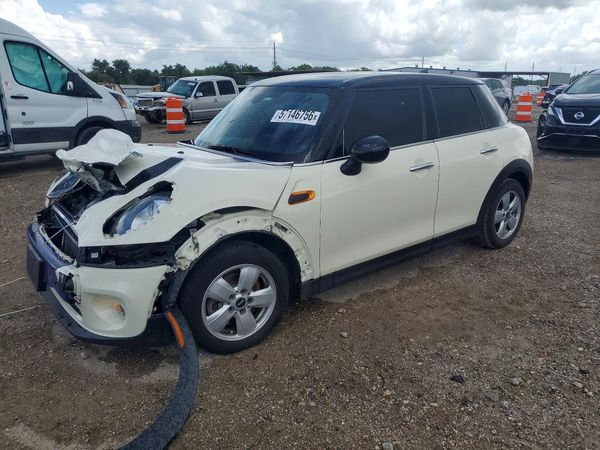 2017 MINI COOPER