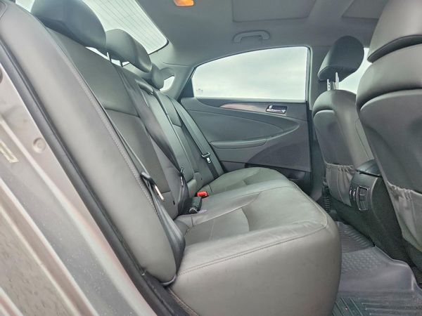 2013 HYUNDAI SONATA Hybrid / Hybrid Limited