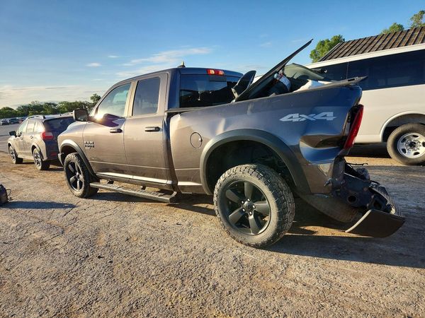 2019 RAM 1500 CLASSIC SLT