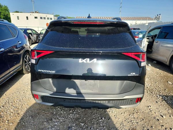2023 KIA SPORTAGE X-LINE