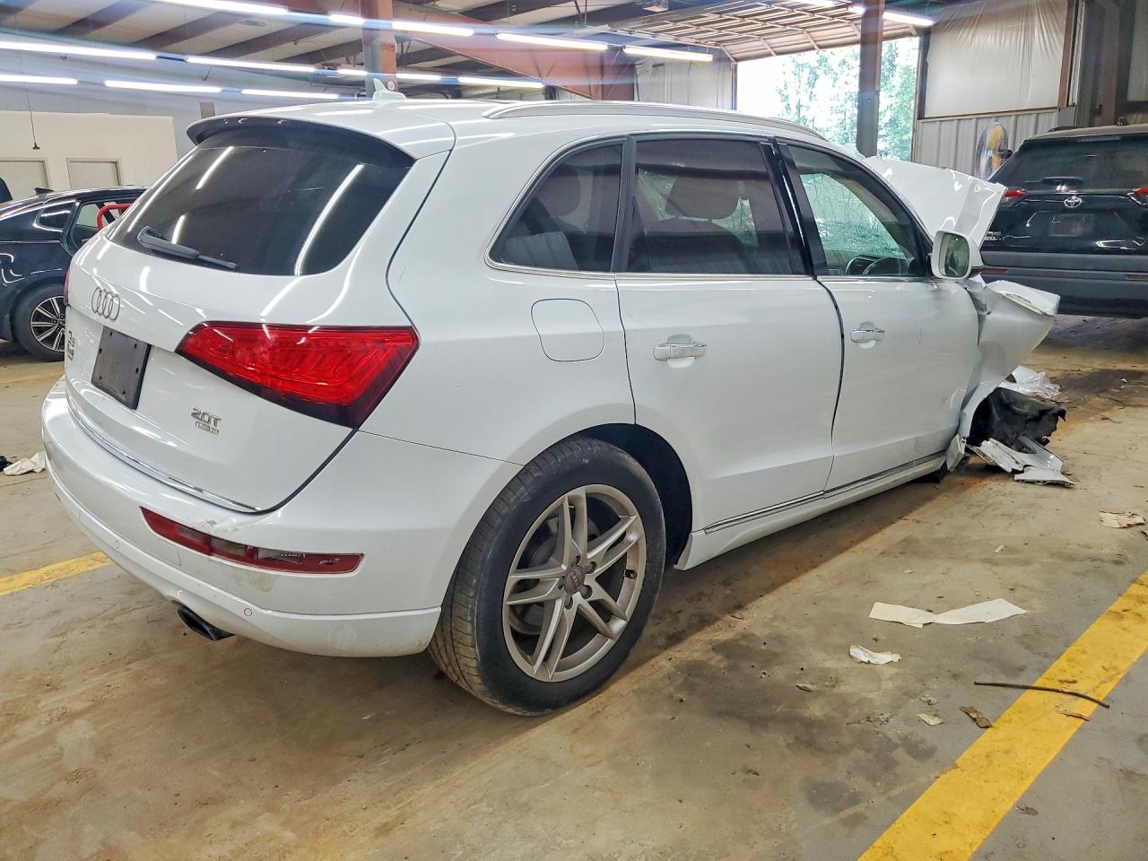 2015 AUDI Q5 Premium Plus