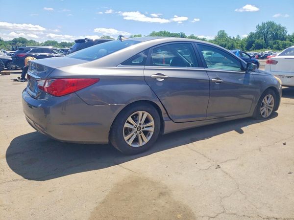 2012 HYUNDAI SONATA