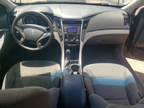 2012 HYUNDAI SONATA