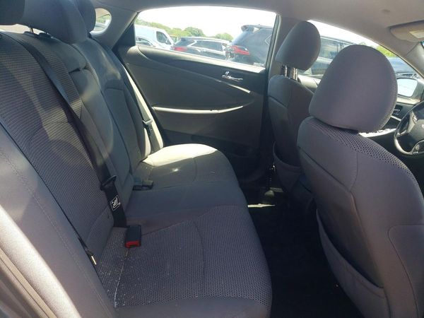 2012 HYUNDAI SONATA