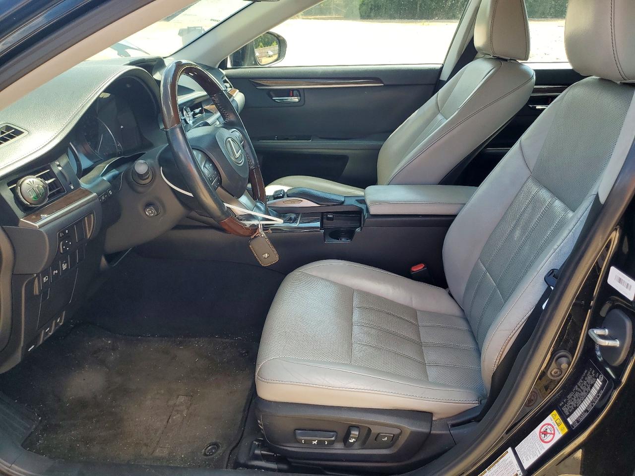 2016 LEXUS ES 350
