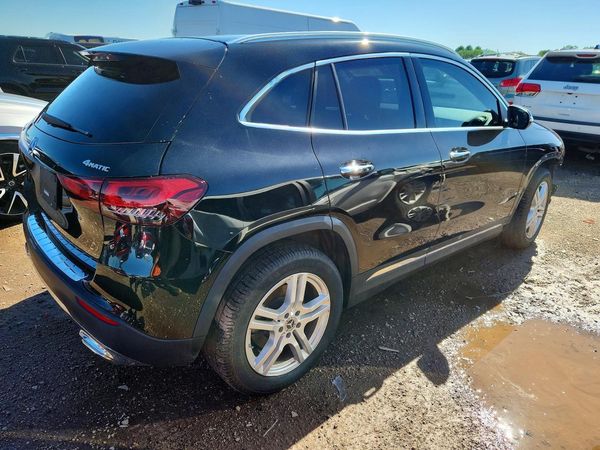 2021 MERCEDES-BENZ GLA GLA250-4M
