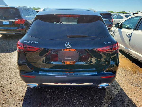2021 MERCEDES-BENZ GLA GLA250-4M