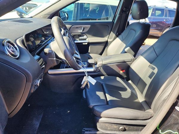 2021 MERCEDES-BENZ GLA GLA250-4M