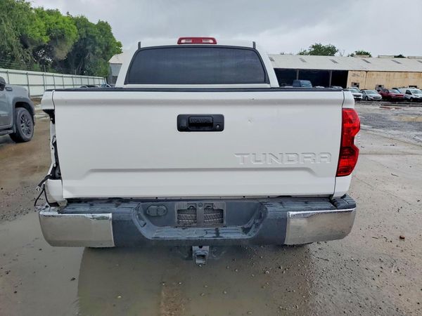 2019 TOYOTA TUNDRA SR5 Grade
