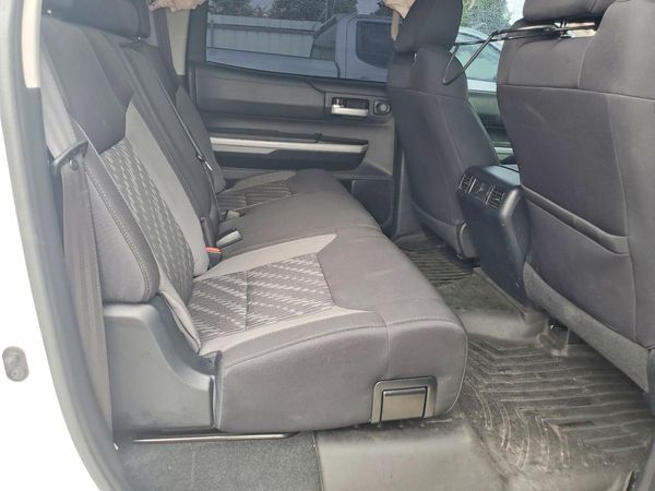 2019 TOYOTA TUNDRA SR5 Grade