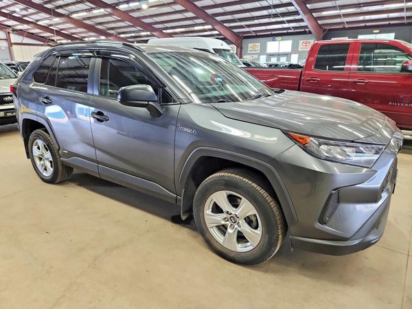 2021 TOYOTA RAV4 LE HV