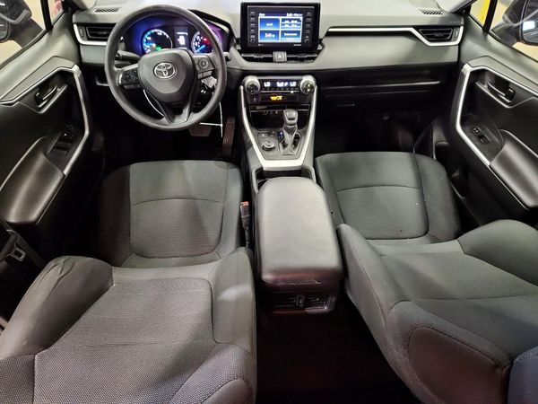 2021 TOYOTA RAV4 LE HV