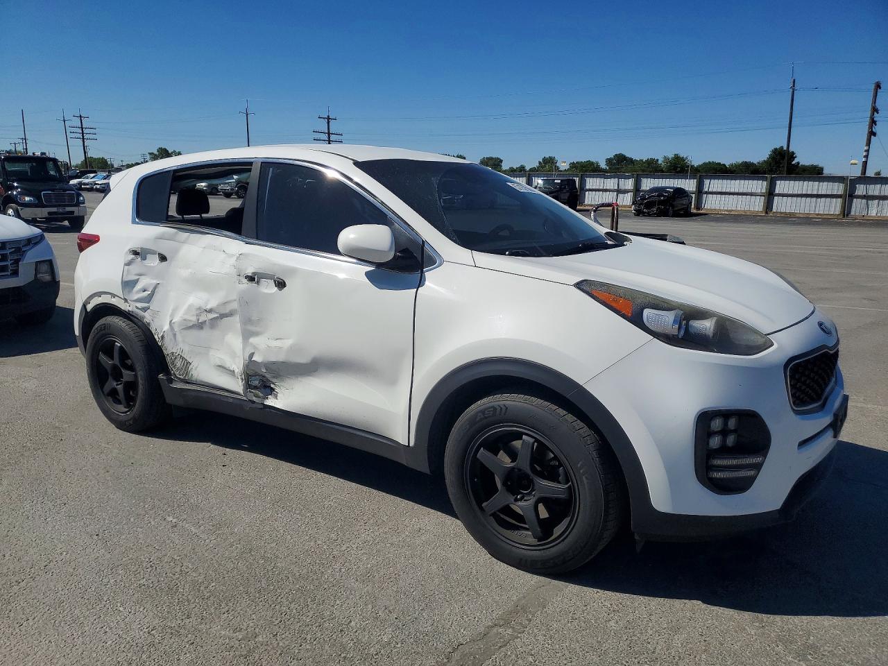 2017 KIA SPORTAGE LX