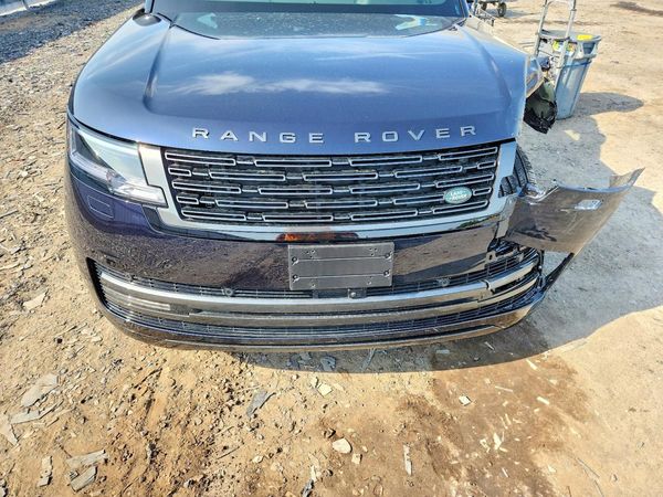 2026 LAND ROVER RANGE ROVER SE
