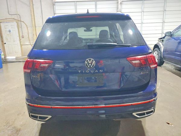 2024 VOLKSWAGEN TIGUAN 4Motion SEL R-Line Black