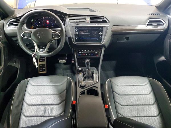 2024 VOLKSWAGEN TIGUAN 4Motion SEL R-Line Black