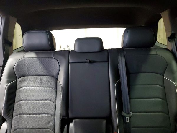 2024 VOLKSWAGEN TIGUAN 4Motion SEL R-Line Black