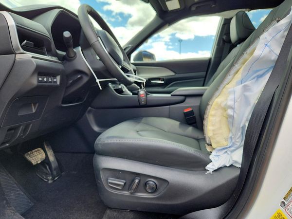 2026 TOYOTA GRAND HIGHLANDER HYBRID