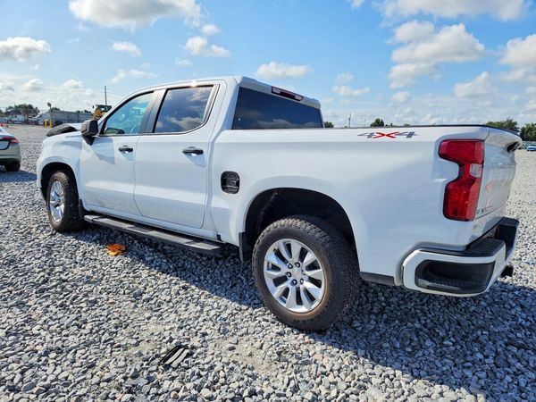 2024 CHEVROLET SILVERADO Custom