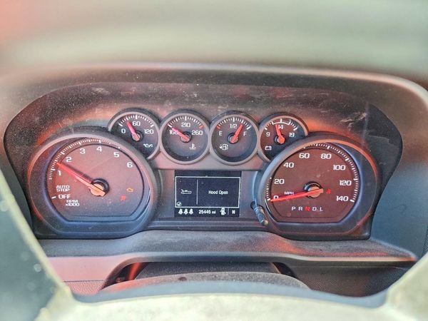2024 CHEVROLET SILVERADO Custom