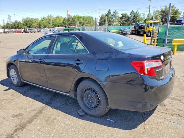 2012 TOYOTA CAMRY