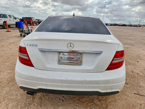 2014 MERCEDES-BENZ C C250