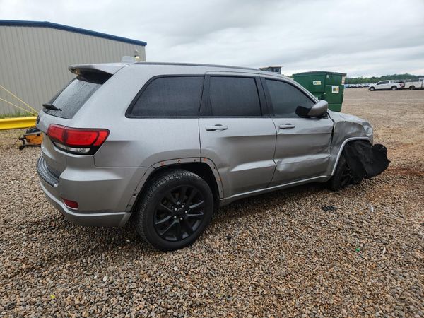 2019 JEEP GRAND CHEROKEE LAREDO 4X4