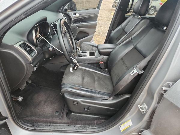 2019 JEEP GRAND CHEROKEE LAREDO 4X4