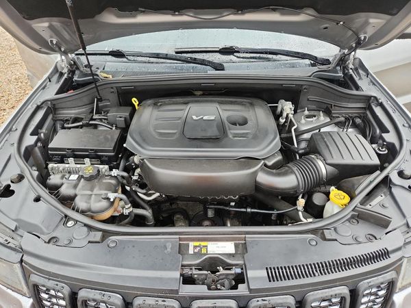 2019 JEEP GRAND CHEROKEE LAREDO 4X4