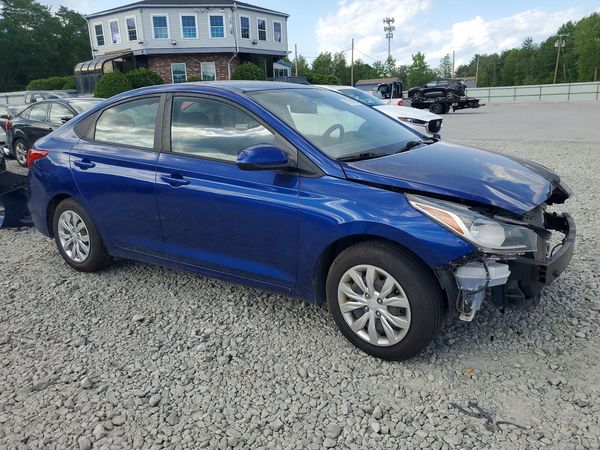 2019 HYUNDAI ACCENT SE and SEL