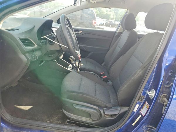 2019 HYUNDAI ACCENT SE and SEL