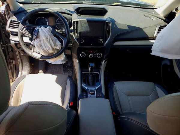 2022 SUBARU FORESTER