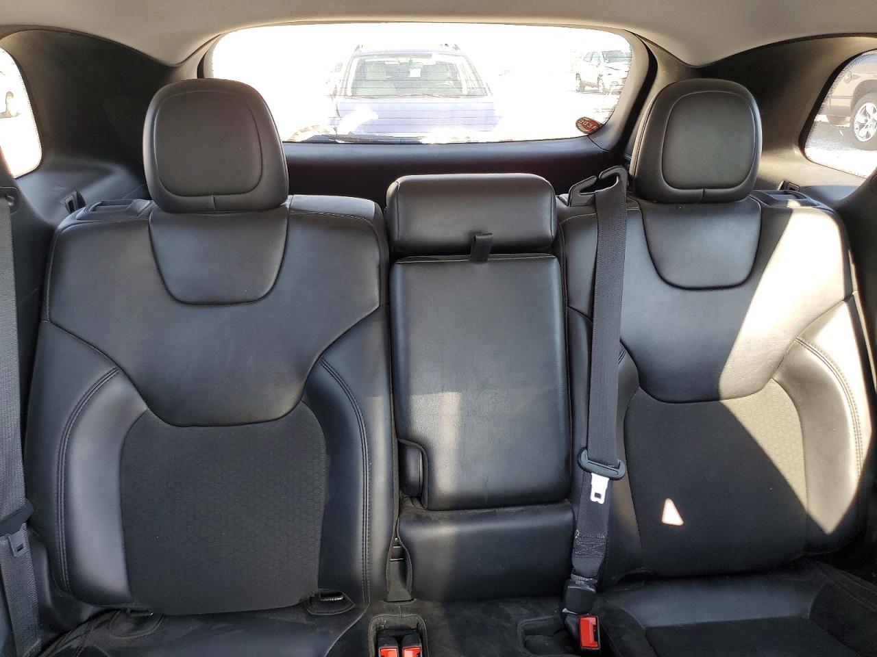 2019 JEEP CHEROKEE LATITUDE PLUS FWD