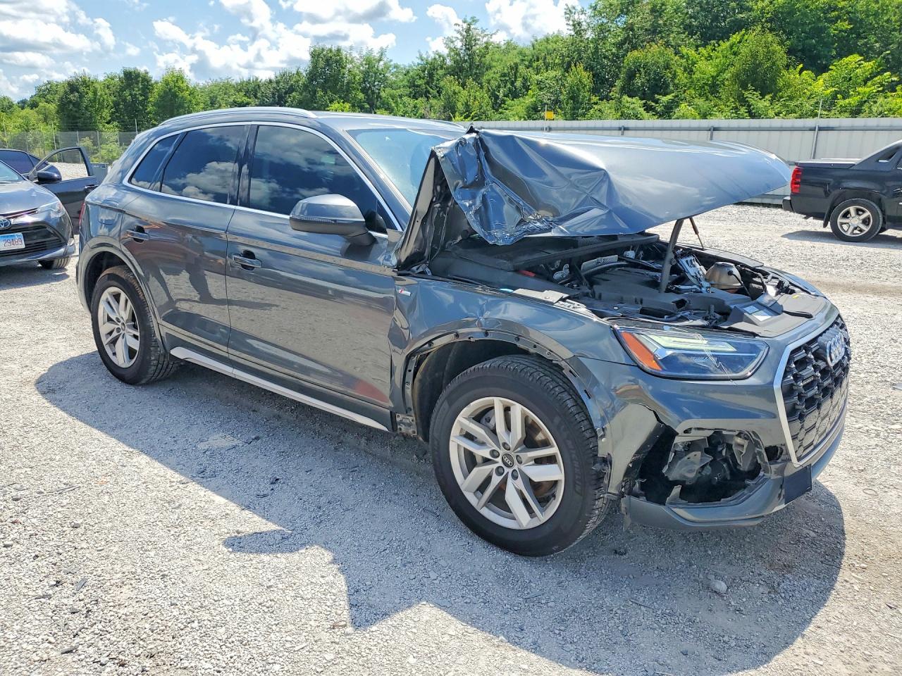 2022 AUDI Q5 S Line quattro Premium