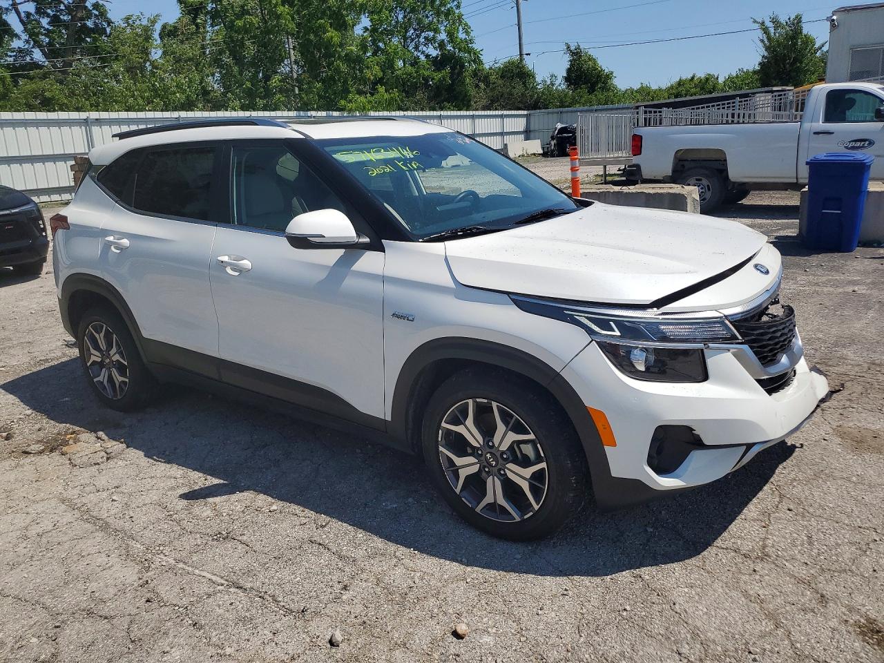 2021 KIA SELTOS EX