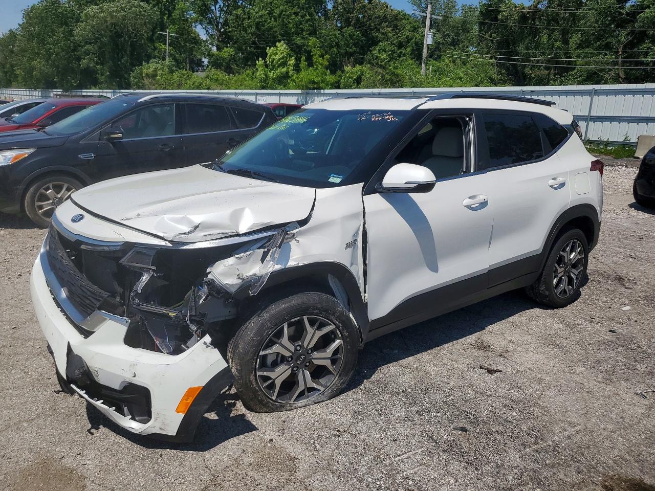 2021 KIA SELTOS EX