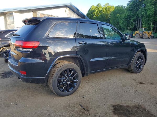 2018 JEEP GRAND CHEROKEE Laredo