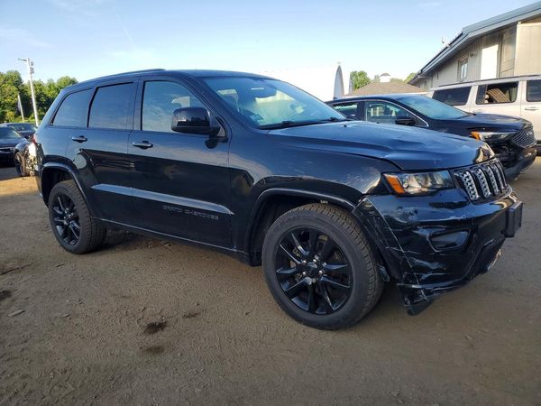 2018 JEEP GRAND CHEROKEE Laredo