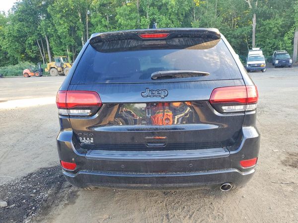 2018 JEEP GRAND CHEROKEE Laredo