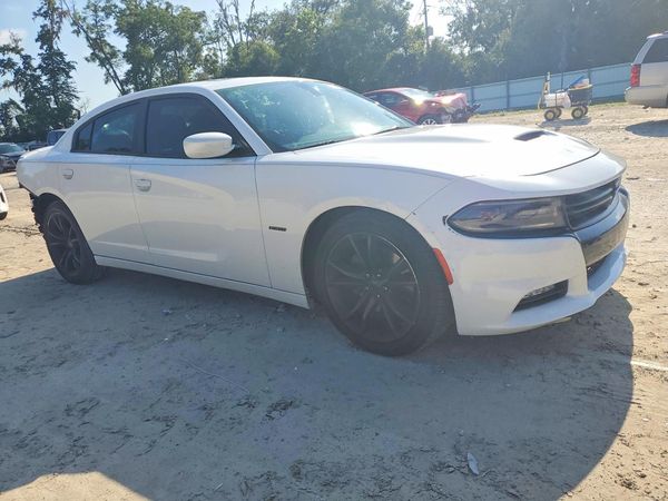 2015 DODGE CHARGER R/T