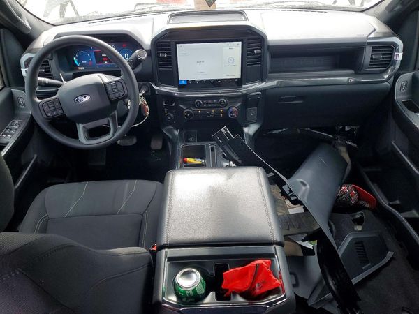 2025 FORD F150 STX
